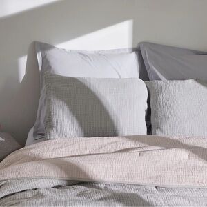 Parachute cotton duvet cover and two standard shams